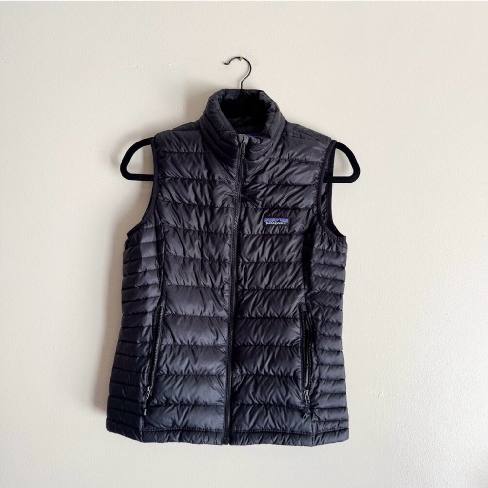 Patagonia Black Puffer Vest